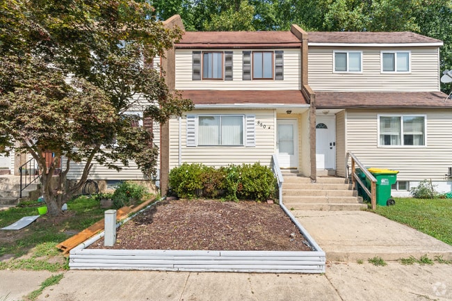 Building Photo - 850 Hastings Ct Rental