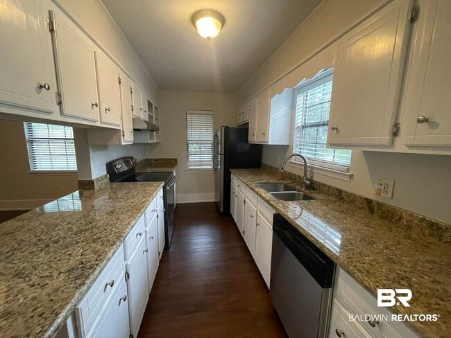 Photo - 107 Brentwood Dr