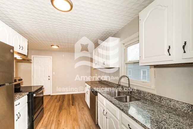 Photo - 5807 Olive St
