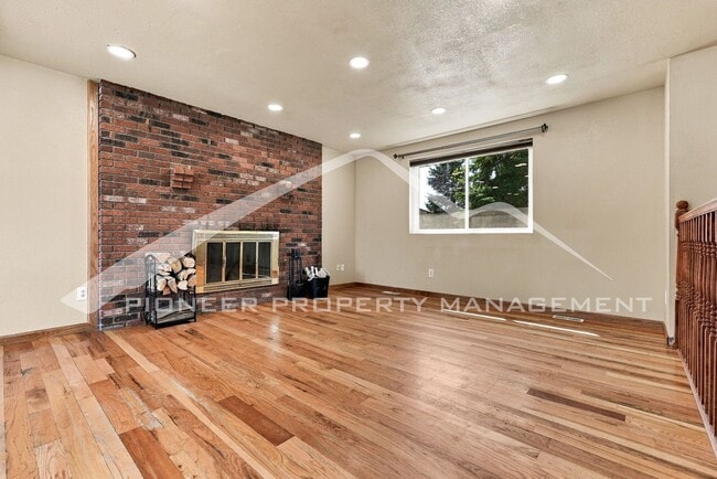 229 Florence Ave