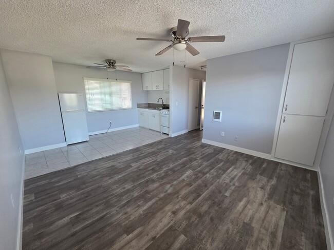 Photo - 28151 Highridge Rd