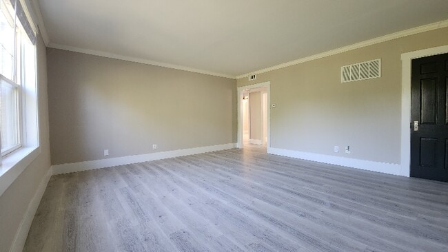 Photo - 813 Westwood Dr Unit 1st floor