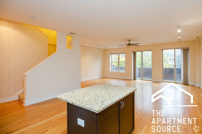 Building Photo - 2504 N Willetts Ct Unit 2D Rental