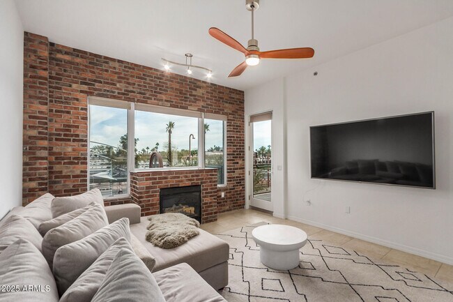 Photo - 2302 N Central Ave Unidad 206