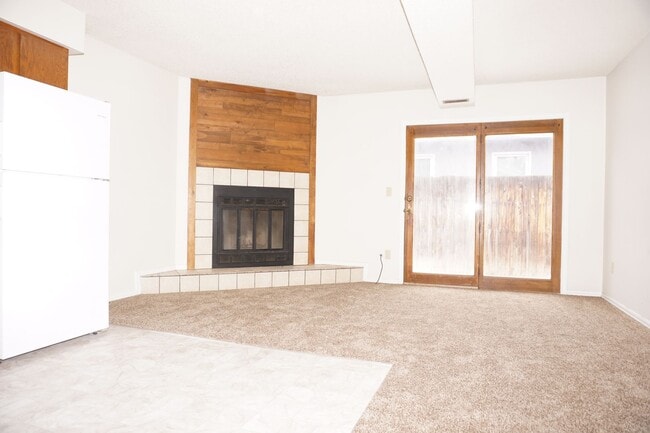 Photo - 2 Bedroom Townhome Located near Downtown Colorado Springs