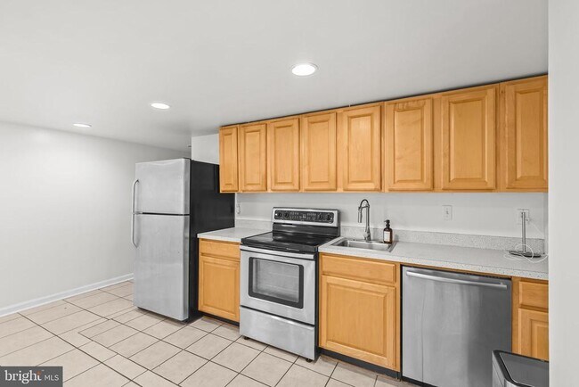 Photo - 607 Florida Ave NW