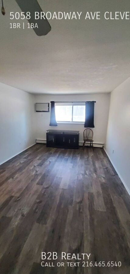 Photo - 5058 Broadway Ave Unit 4