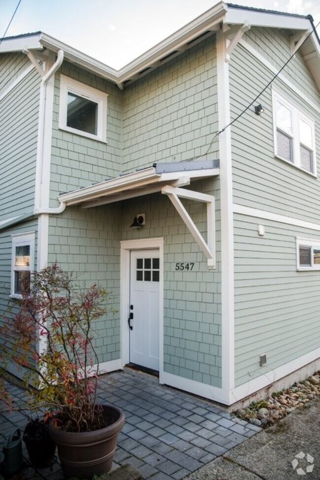 Building Photo - 2B/1.5Ba Seattle House