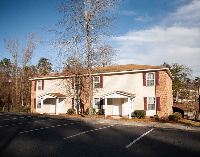 College Park of Macon Apartments For Rent in Macon, GA