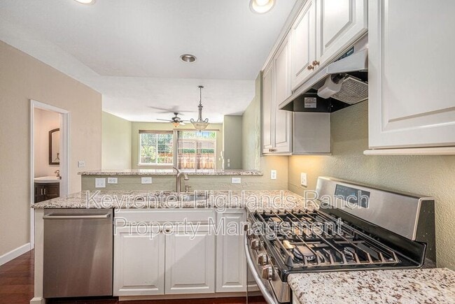 Photo - 9021 W Phillips Dr