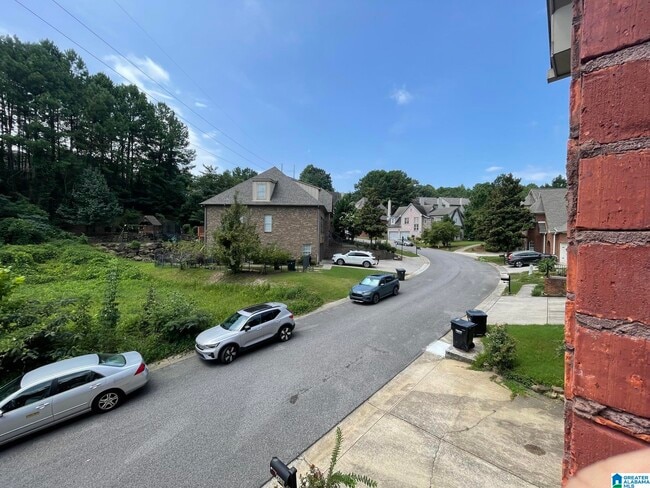 Photo - 208 Castlehill Dr