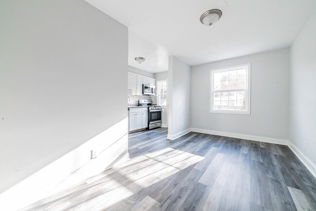 Photo - 1435 Dartmouth Ave
