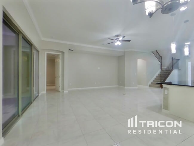 Photo - 115 Ventosa Pl