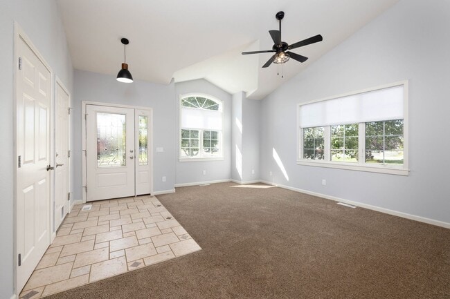 Photo - 5 bed 3 bath home for rent!