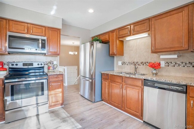 Building Photo - 7373 E Fremont Dr