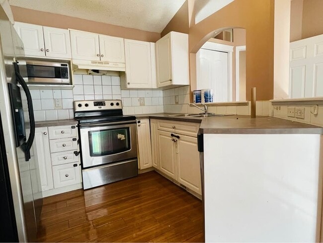 Photo - 127 Saddlemont Way NE