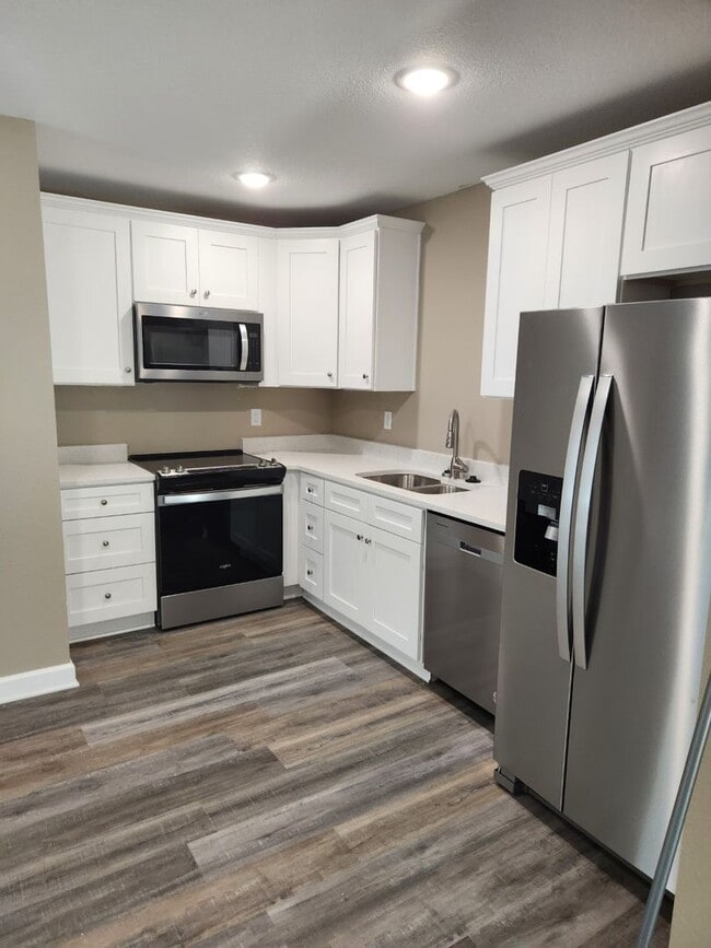 Photo - 1213 Pebblecreek Dr Unit B