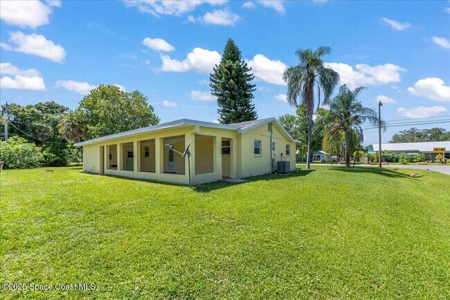 Photo - 1729 Trimble Rd