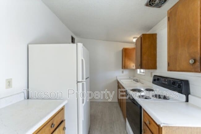 Photo - 4246 E Pima St