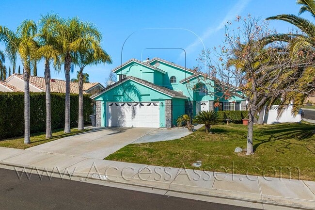Photo - Beautiful 4 Bedroom Temecula Home with Private Backyard & Covered Patio