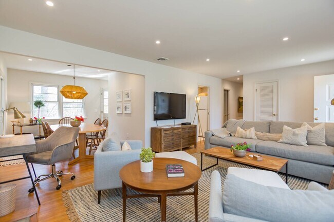 Photo - 78 Waters Edge