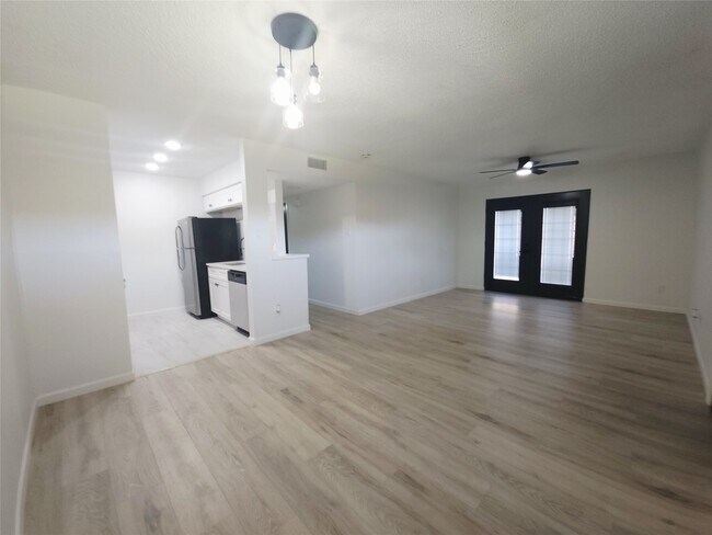 Photo - 12040 Mighty Oak Dr Unit A