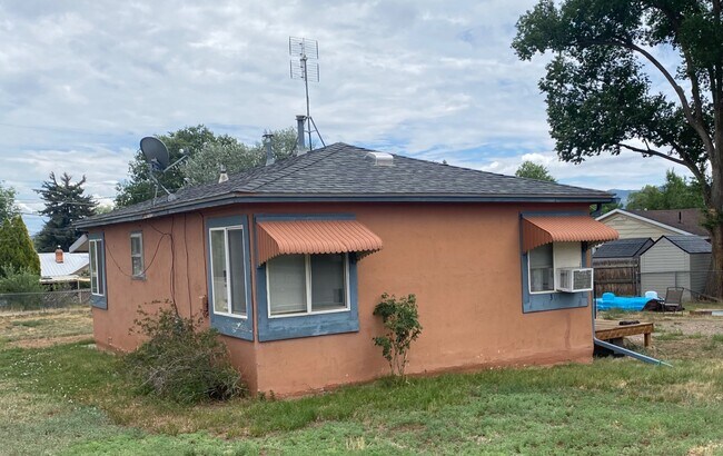 Photo - 304 S Harrison St