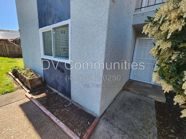 Photo - 101 N 10th St Unit Apt 13