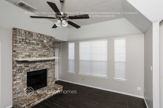 Photo - 922 Gaynor Ave