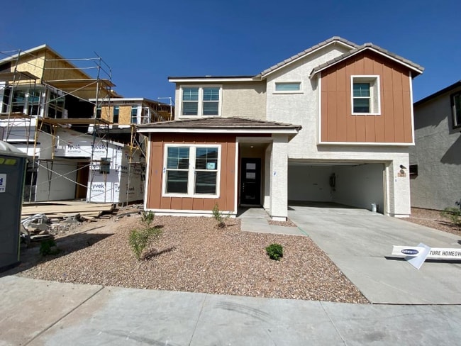 Photo - 612 W Derringer Way