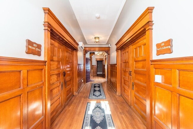 Photo - The Hamilton