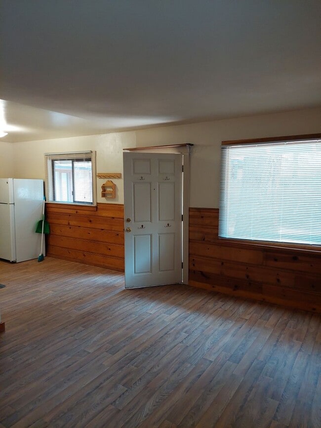 Building Photo - FO378-McDaniel,John Unit Front Rental