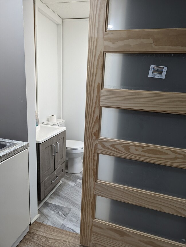 Photo - 920 Kinzler Ave Unit B