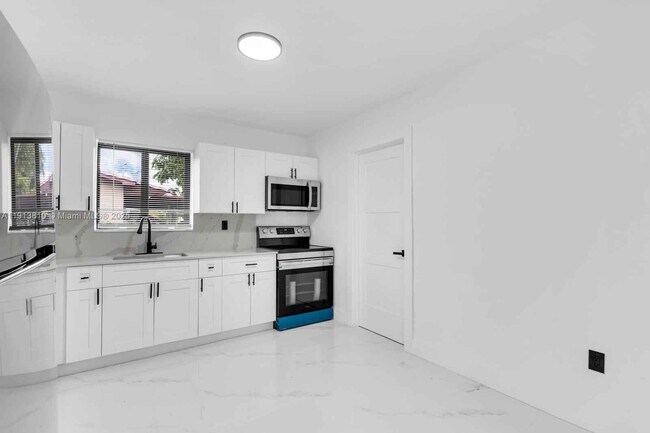 Photo - 1041 NW 199th St