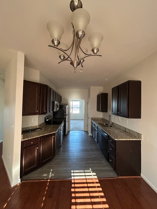 Photo - 7125 Durrette Rd