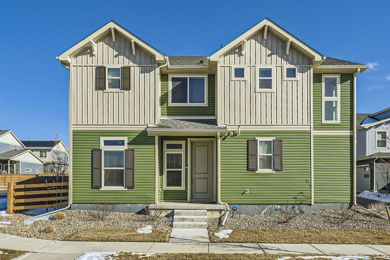 Available Now – 3 Bed | 3 Bath | Loft | 2-... - Available Now – 3 Bed | 3 Bath | Loft | 2-...