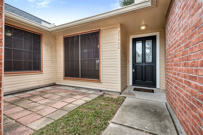 Building Photo - 25802 Chapel Ridge Ln Rental