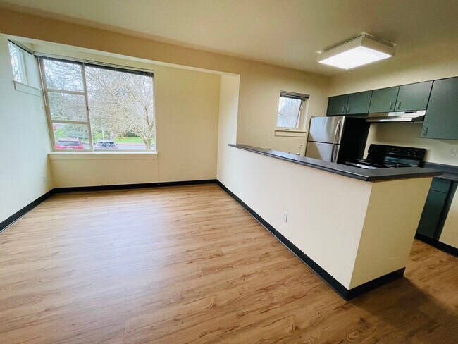 Photo - Radford Court