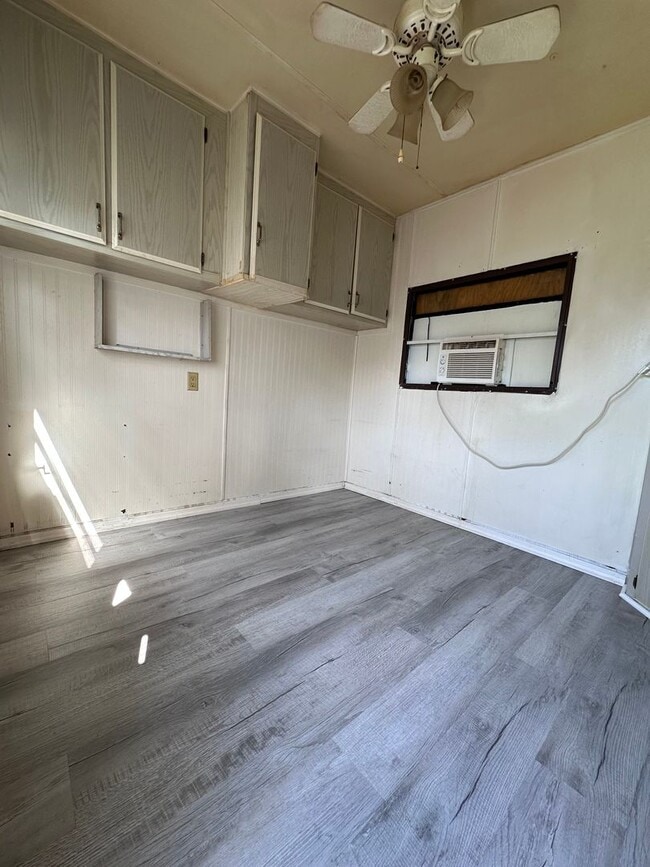 Photo - 11811 N Broad St Unidad Lot 32B- PM