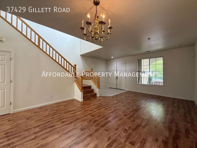 37429 Gillett Rd
