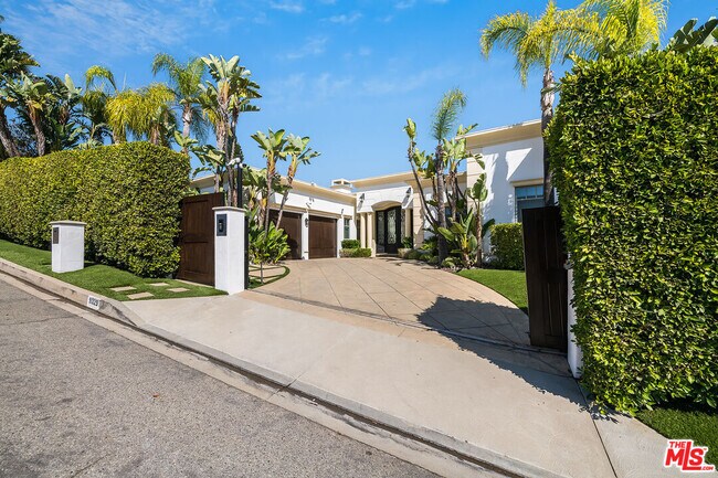 Photo - 9329 Nightingale Dr