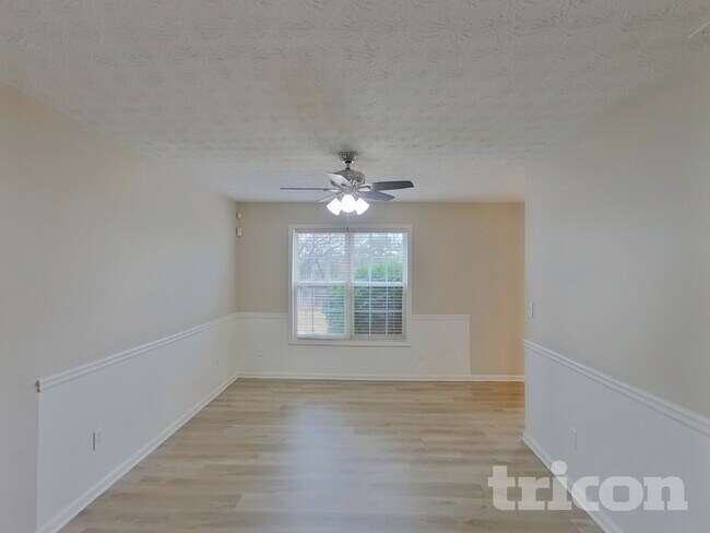 Photo - 1504 Riverglen Dr