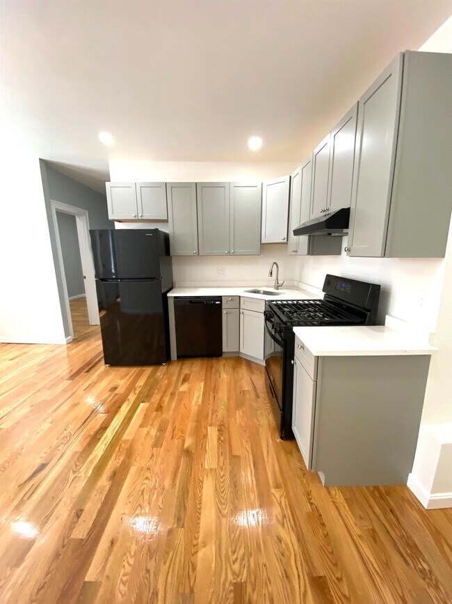 Photo - 119 Harvard St Unit 6