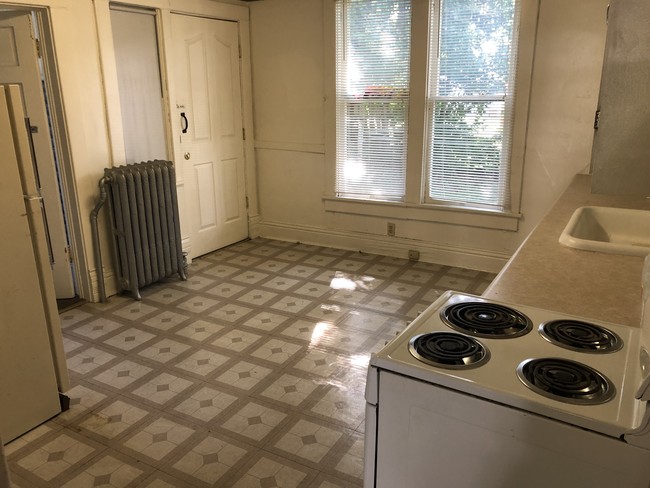 Photo - 2839 N 50th St Unidad 2