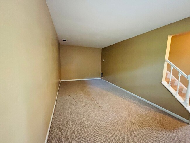 436 Marlington St