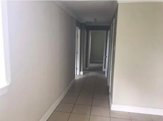 Photo - 2031 Pace Blvd Unidad Spacious Apt in Algiers