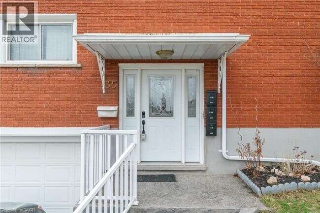 Photo - 35 Shaftsbury Dr Unité BSMNT