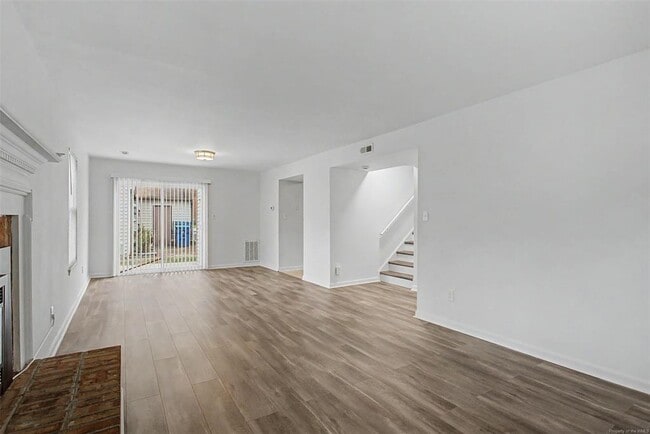 285 Merrimac Trail