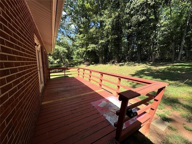 122 Kenimer Cir