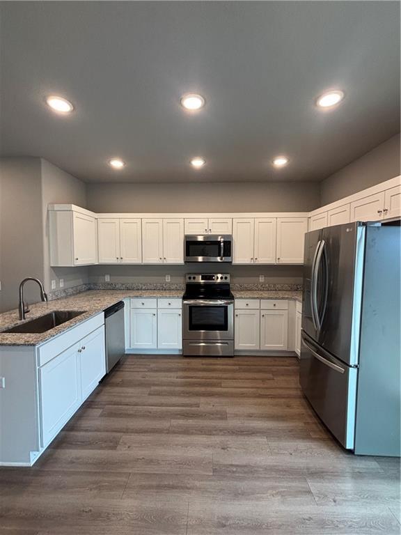 Photo - 321 Grove Ln